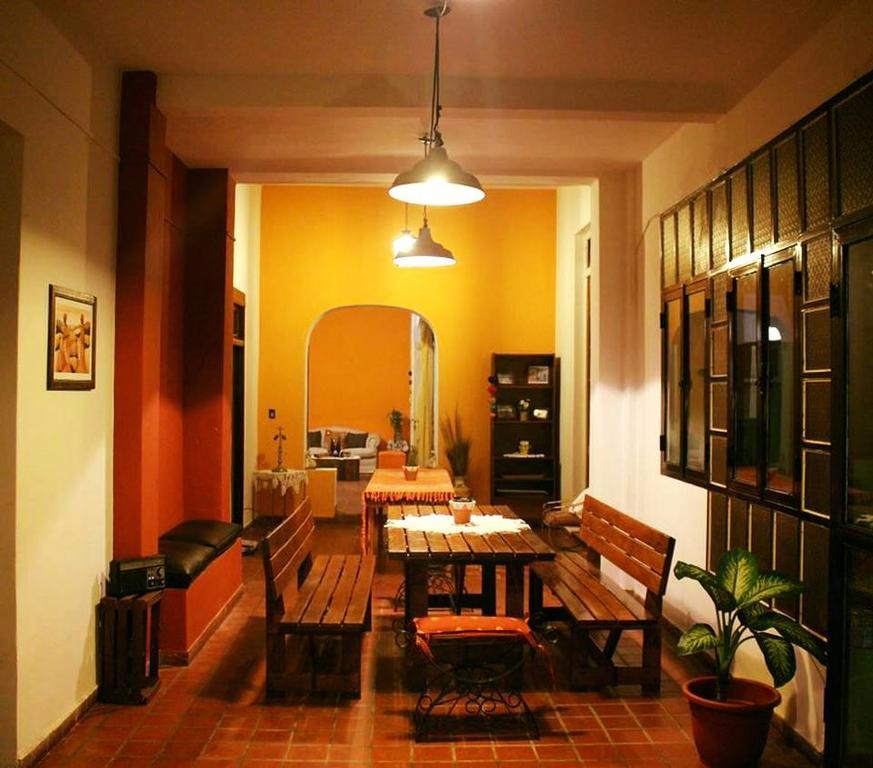 Gute Nacht Hostel Λα Ριόχα Εξωτερικό φωτογραφία
